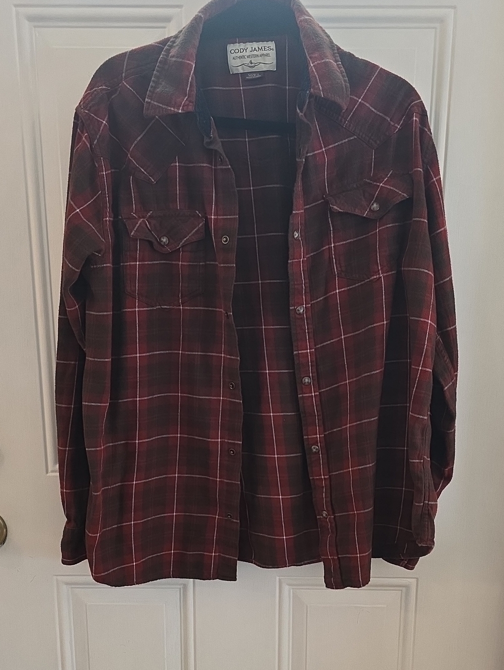 Cody James Men’s Burgundy Plaid Button-Down Shirt